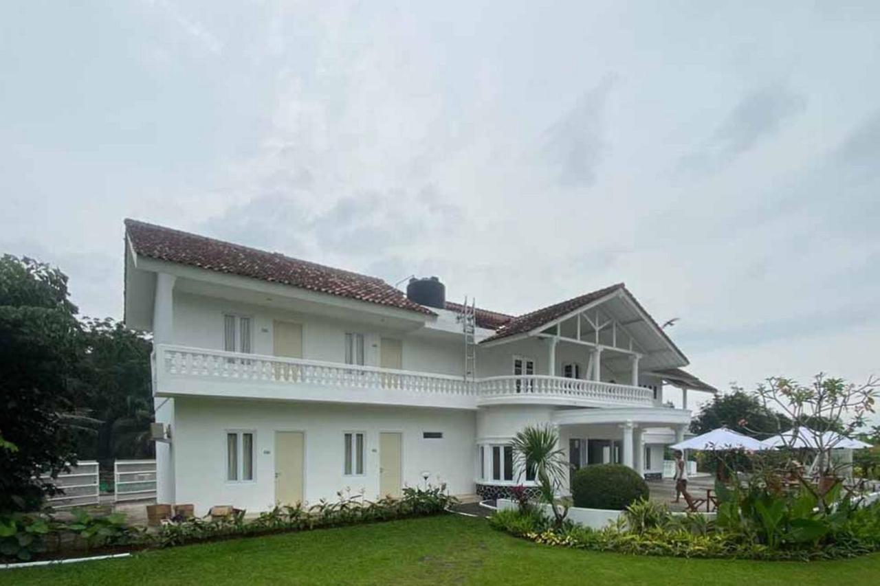Reddoorz Plus @ Megamendung Puncak 2 Bogor Ngoại thất bức ảnh
